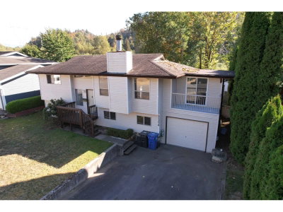 35378 WELLS GRAY Avenue | Abbotsford British Columbia | Slide Image One