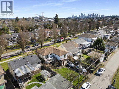 3481 DIEPPE Drive | Vancouver British Columbia | Slide Image Thirty-four