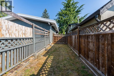 22928 117 Avenue | Maple Ridge British Columbia | Slide Image Thirty-one