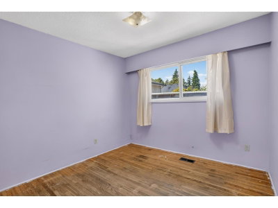 9727 121 Street | Surrey British Columbia | Slide Image Fifteen