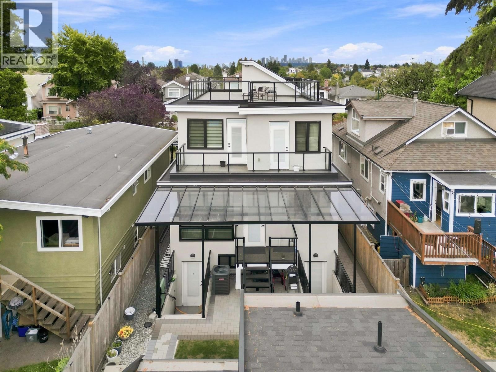 5577 INVERNESS Street, Vancouver, British Columbia V5W 3P4