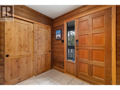2200 EVA LAKE Road | Whistler British Columbia | Slide Image Thirty-one