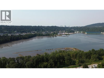 421 CAMPBELL Road | Port Moody British Columbia | Slide Image Three