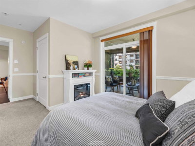 14588 MCDOUGALL Drive | White Rock British Columbia | Slide Image Twenty-one