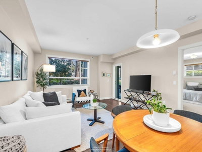 14588 MCDOUGALL Drive | White Rock British Columbia | Slide Image Eight