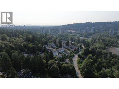 421 CAMPBELL Road | Port Moody British Columbia | Slide Image Four