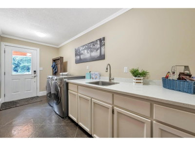 1233 231 Street | Langley British Columbia | Slide Image Fifteen