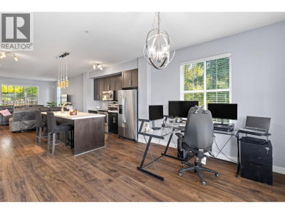 11176 GILKER HILL Road | Maple Ridge British Columbia | Slide Image Ten