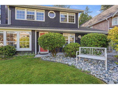 1425 129 Street | Surrey British Columbia | Slide Image Three