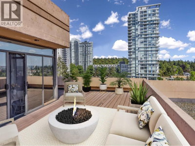 460 WESTVIEW Street | Coquitlam British Columbia | Slide Image Two