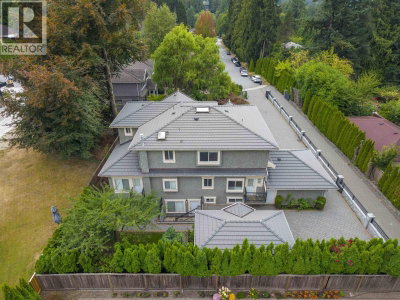 7688 WHEATER Court | Burnaby British Columbia | Slide Image Thirty-five