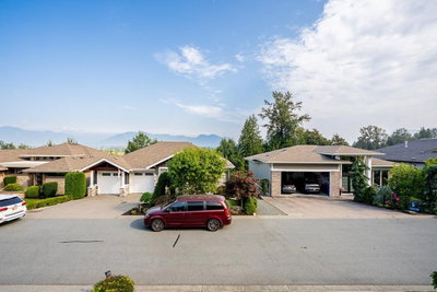 50778 LEDGESTONE Place | Chilliwack British Columbia | Slide Image Twenty-five