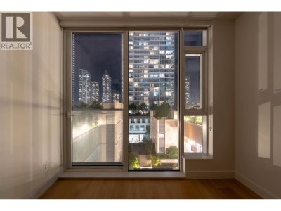 6000 MCKAY Avenue | Burnaby British Columbia | Slide Image Twenty-one