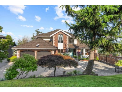 35993 EAGLECREST Place | Abbotsford British Columbia | Slide Image Two