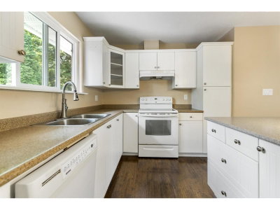 2270 MIDAS Street | Abbotsford British Columbia | Slide Image Eleven