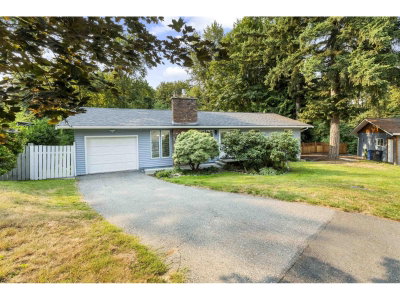 2270 MIDAS Street | Abbotsford British Columbia | Slide Image Three