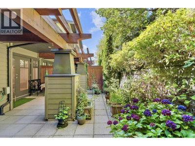 2555 SKILIFT Road | West Vancouver British Columbia | Slide Image Twenty-four