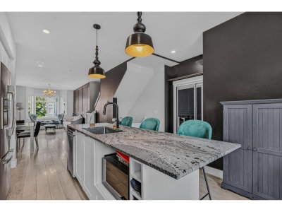 20852 77A Avenue | Langley British Columbia | Slide Image Eight