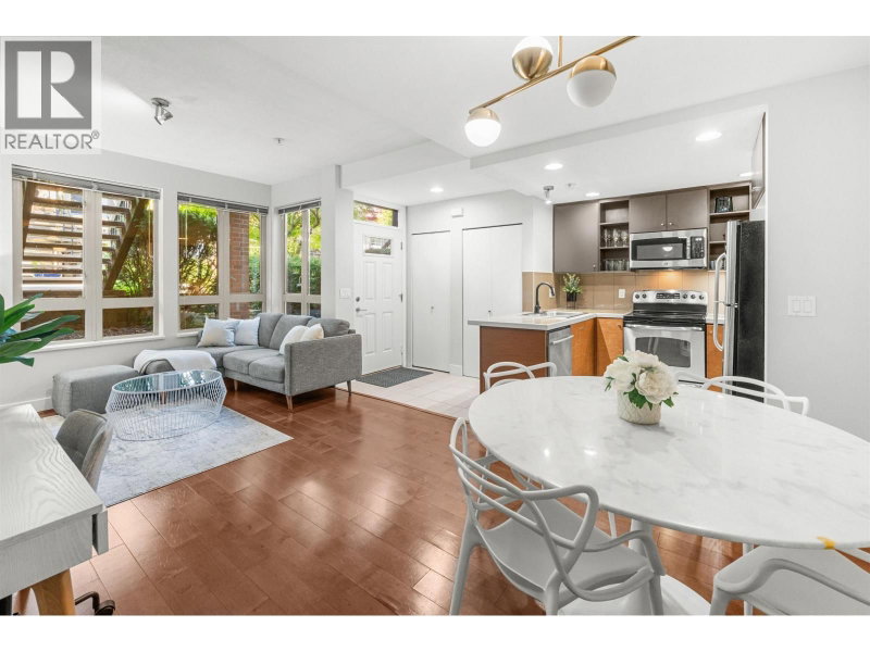 728 14TH Street North Vancouver British Columbia, V7M 0A8 - 1 Bedroom Condo For Sale
