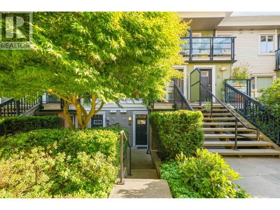 728 14TH Street | North Vancouver British Columbia | Slide Image Twenty-one