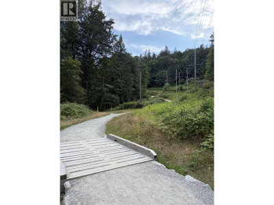 424 CULZEAN Place | Port Moody British Columbia | Slide Image Fifteen
