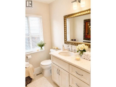 424 CULZEAN Place | Port Moody British Columbia | Slide Image Seven