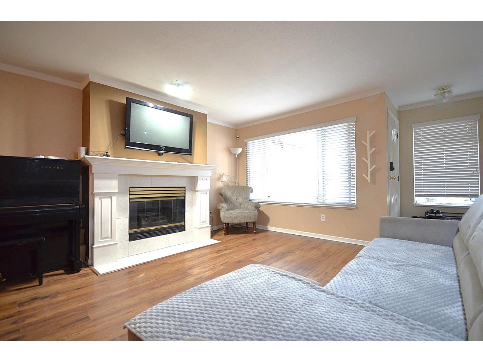 10308 155A Street, Surrey, British Columbia V3R 4K5