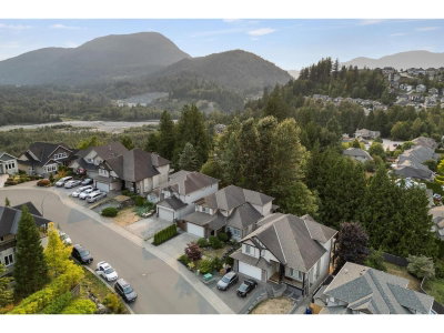 5108 CECIL RIDGE Place | Chilliwack British Columbia | Slide Image Six