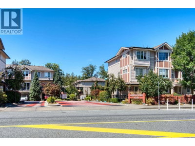 10151 240 Street | Maple Ridge British Columbia | Slide Image One