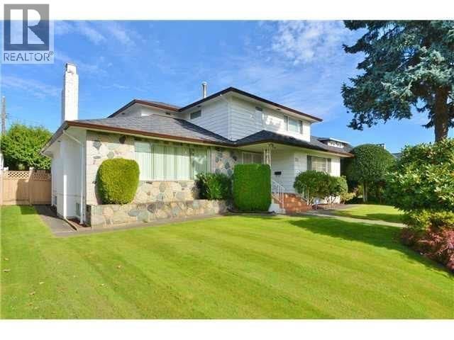 735 54TH Avenue Vancouver British Columbia, V6P 1M3 - 9 Bedrooms Home For Sale