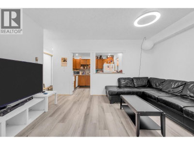 8511 WESTMINSTER Highway | Richmond British Columbia | Slide Image Thirteen