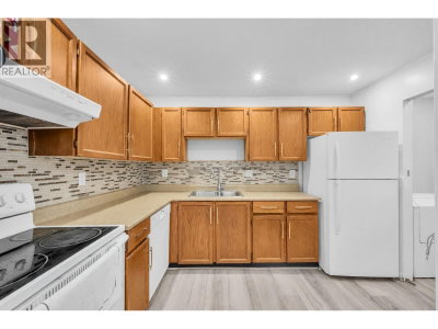 8511 WESTMINSTER Highway | Richmond British Columbia | Slide Image Eight