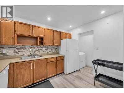 8511 WESTMINSTER Highway | Richmond British Columbia | Slide Image Nine