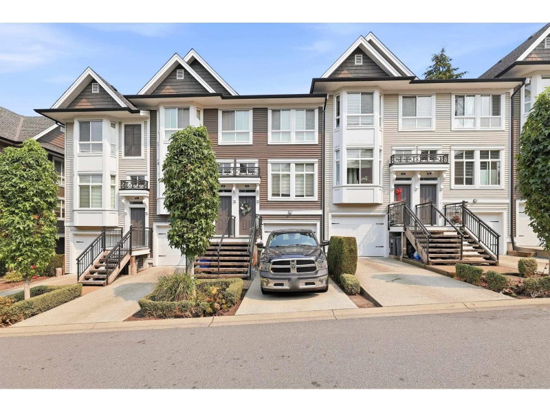 14433 60 Avenue Surrey British Columbia, V3S 1R4 - 3 Bedrooms Condo For Sale