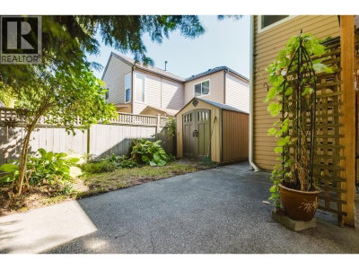 4725 CEDAR TREE Lane | Delta British Columbia | Slide Image Thirty-two