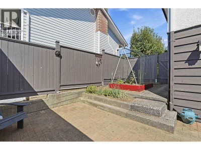6876 HYCREST Drive | Burnaby British Columbia | Slide Image Twenty-two