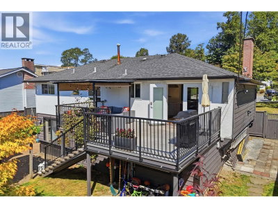6876 HYCREST Drive | Burnaby British Columbia | Slide Image Thirty-one