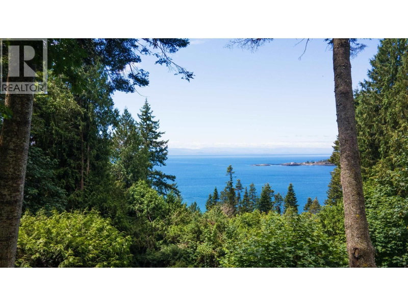 8127 REDROOFFS Road Halfmoon Bay British Columbia, V7Z 1A7 - Waterfront Land For Sale