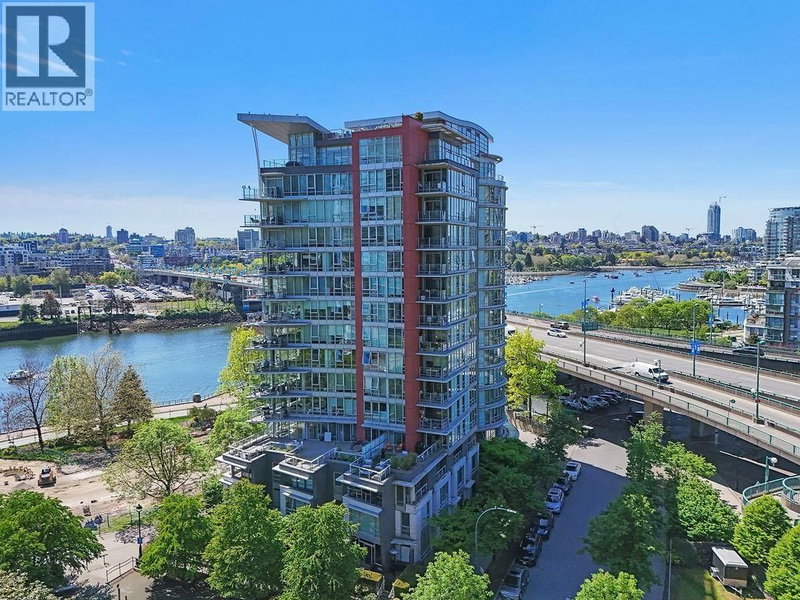 980 COOPERAGE Way Vancouver British Columbia, V6B 0C3 - 2 Bedrooms Waterfront Condo For Sale