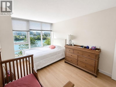 980 COOPERAGE Way | Vancouver British Columbia | Slide Image Thirty