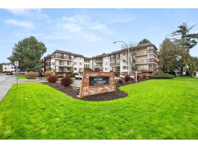 2414 CHURCH Street Abbotsford British Columbia, V2T 3J7 - 2 Bedrooms Condo For Sale