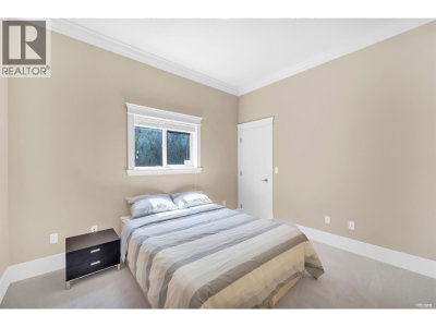 5628 GIBBONS Drive | Richmond British Columbia | Slide Image Twenty-two