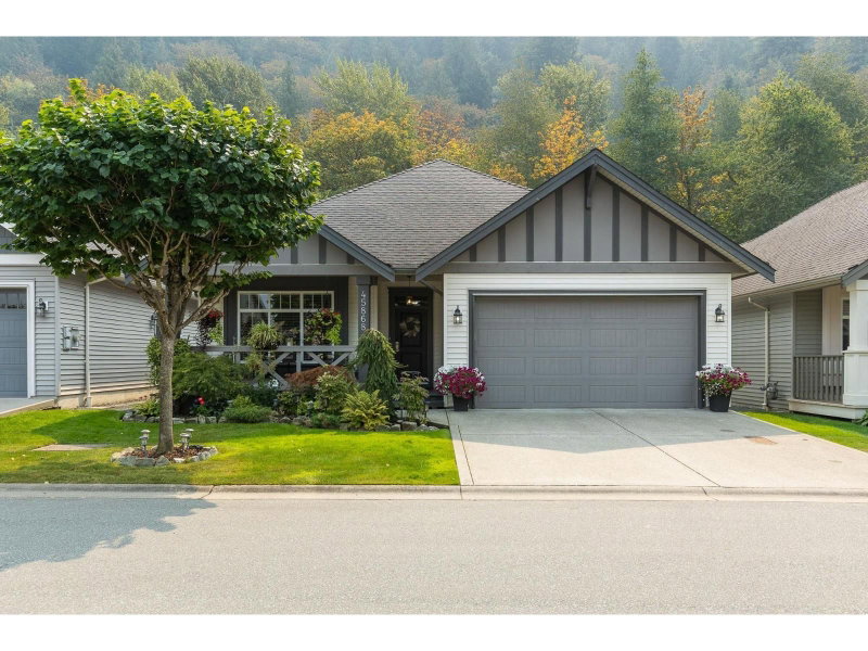 45868 FOXRIDGE Crescent Chilliwack British Columbia, V2R 0P7 - 2 Bedrooms Home For Sale