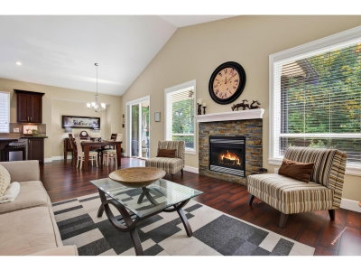 45868 FOXRIDGE Crescent | Chilliwack British Columbia | Slide Image Twenty