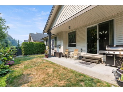 45868 FOXRIDGE Crescent | Chilliwack British Columbia | Slide Image Five