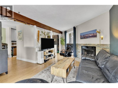 1100 6TH Avenue | Vancouver British Columbia | Slide Image Ten