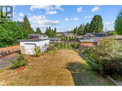 6949 HALIFAX Street | Burnaby British Columbia | Slide Image Twenty-two