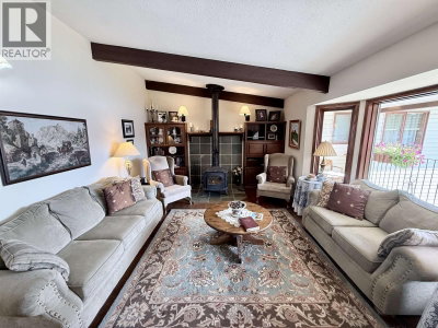 5790 TIMOTHY LAKE Road | Lac La Hache British Columbia | Slide Image Nine