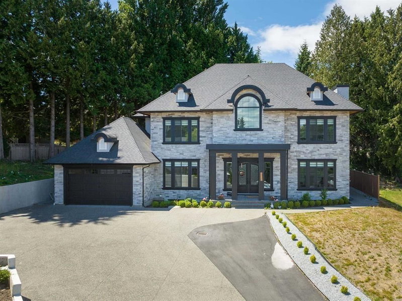 14120 SUNRIDGE Place Surrey British Columbia, V3W 6B1 - 10 Bedrooms Home For Sale