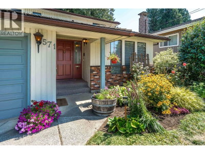 571 BERRY Street | Coquitlam British Columbia | Slide Image Four